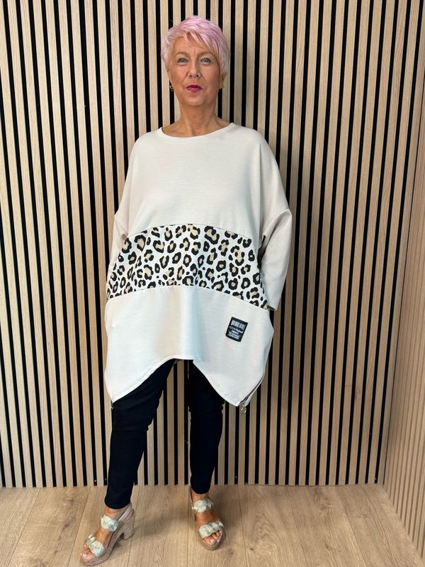 Leopard Print Panel Oversized Jumper - Beige/Black