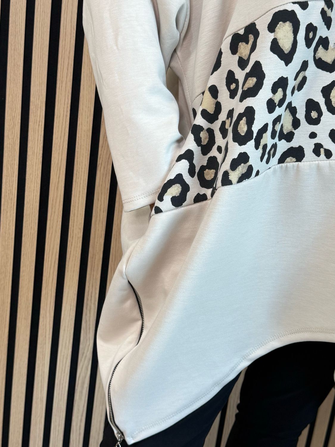 Leopard Print Panel Oversized Jumper - Beige/Black