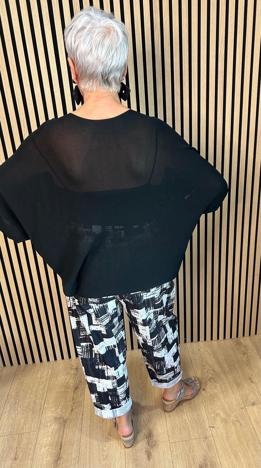 Fine Knit Batwing Top - Black