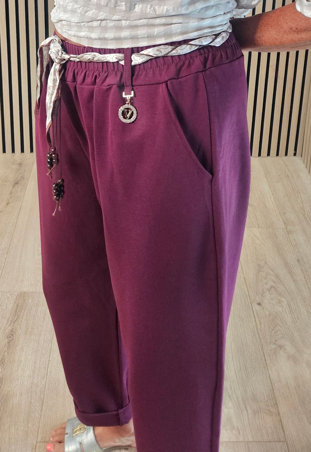 Silk Belt Embellished Stretch Trousers – Oxblood