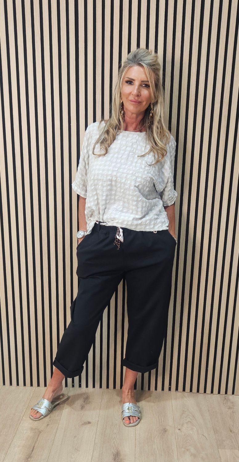 Silk Belt Embellished Stretch Trousers – Black