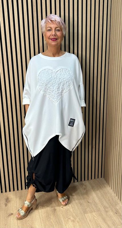 Textured Heart Oversized Jumper