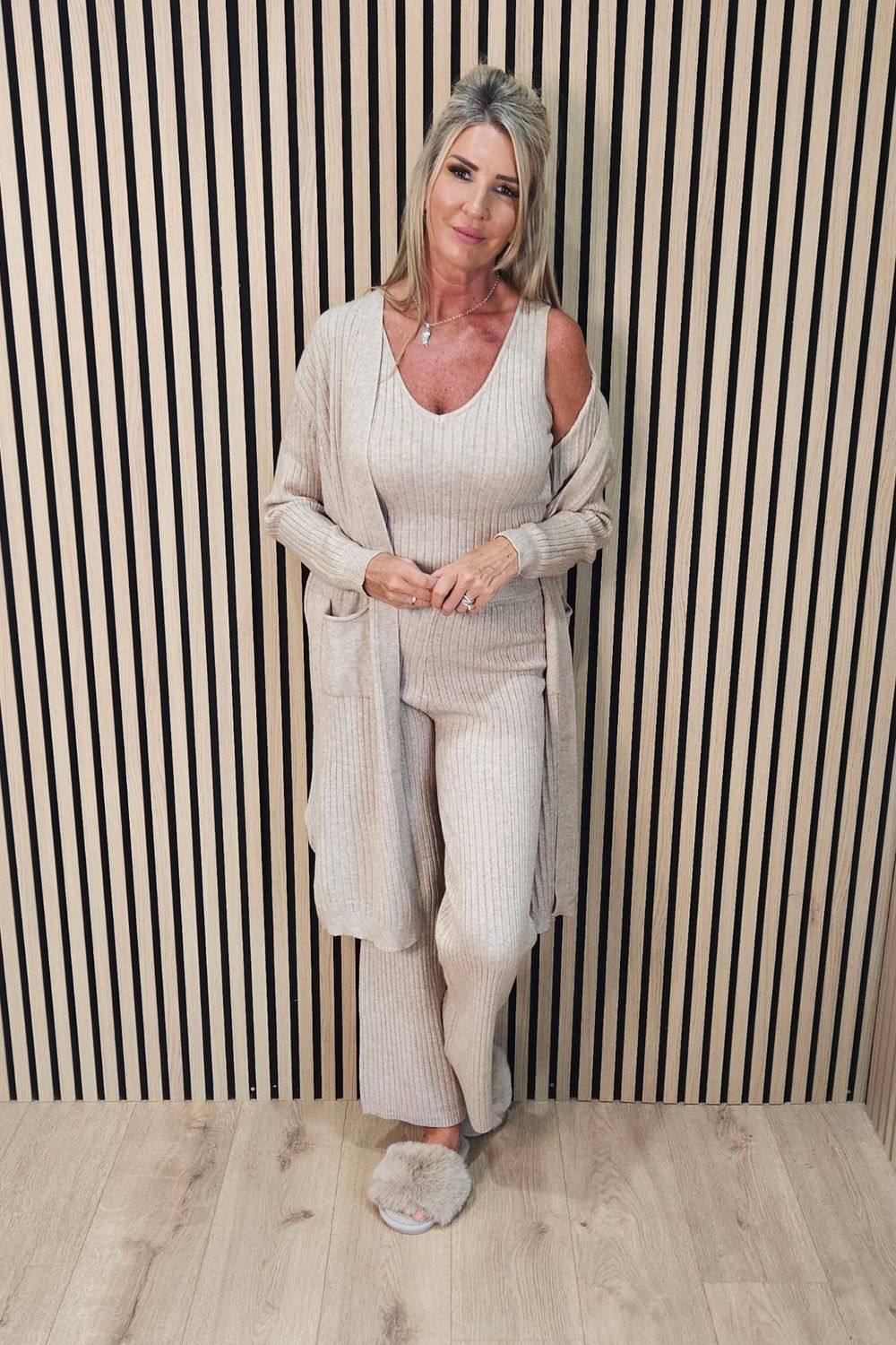 Three-Piece Ribbed Knit Lounge Suit – Oatmeal