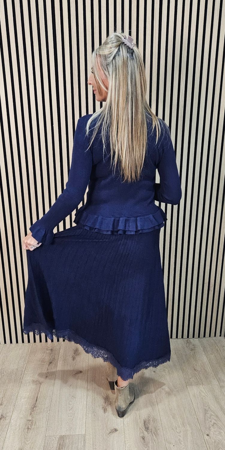 Lace-Trim Ribbed Knit Maxi Skirt – Navy