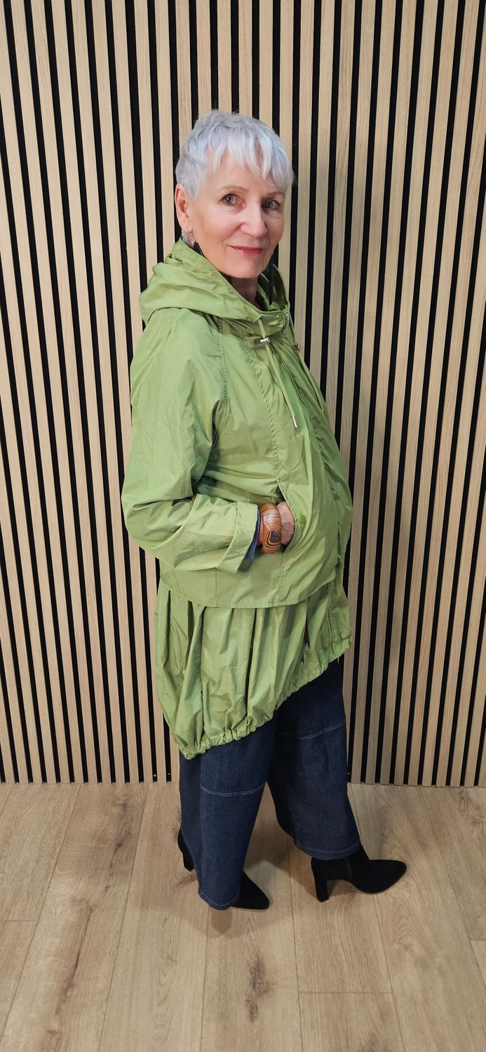 Fly Waterproof Tiered Hooded Coat – Green