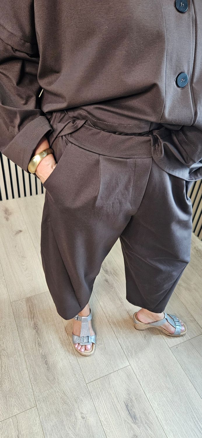 Contemporary Two-Piece Balloon Trouser Set - Chocolate
