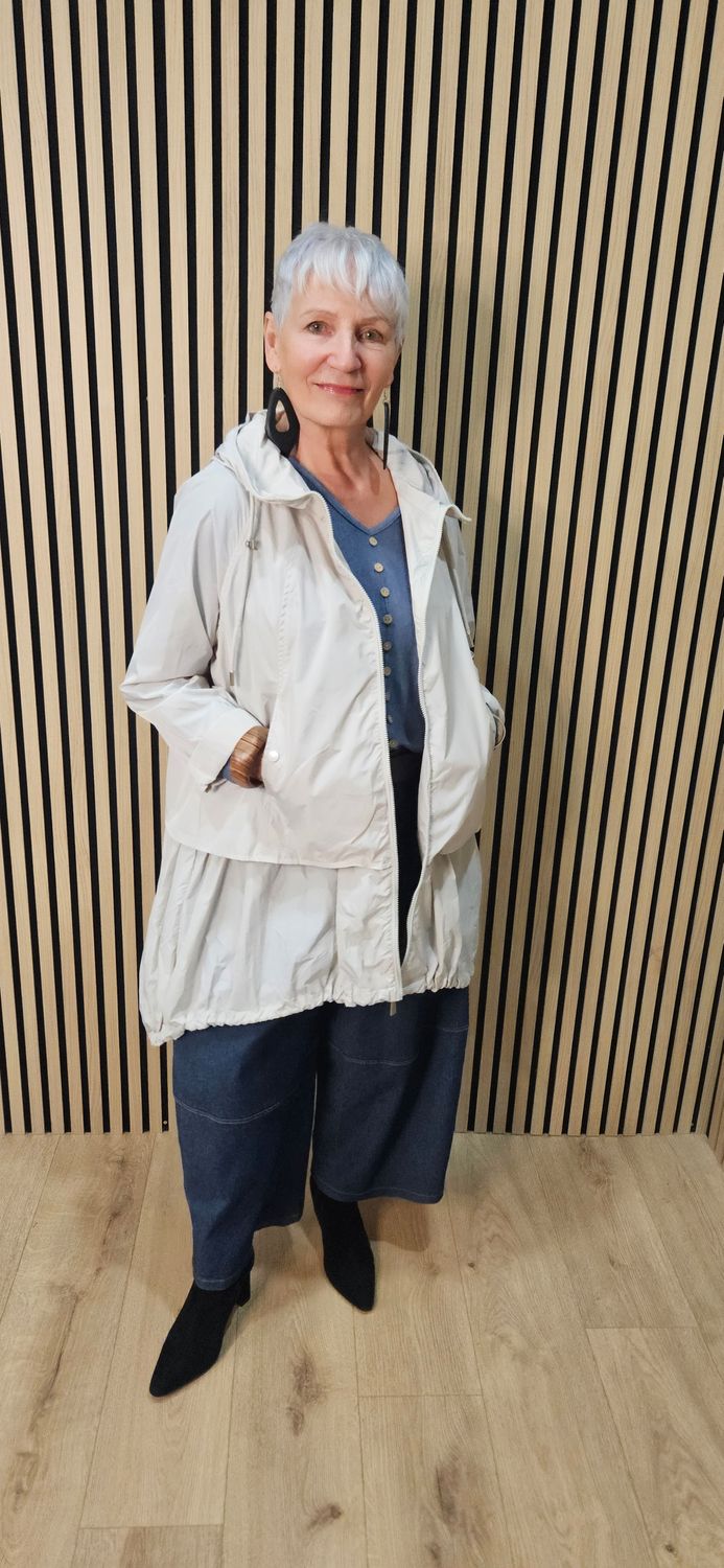 Fly Waterproof Tiered Hooded Coat - Cream