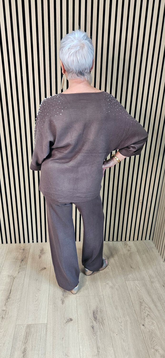 Embellished Knitted Two-Piece Trouser Set – Chocolate