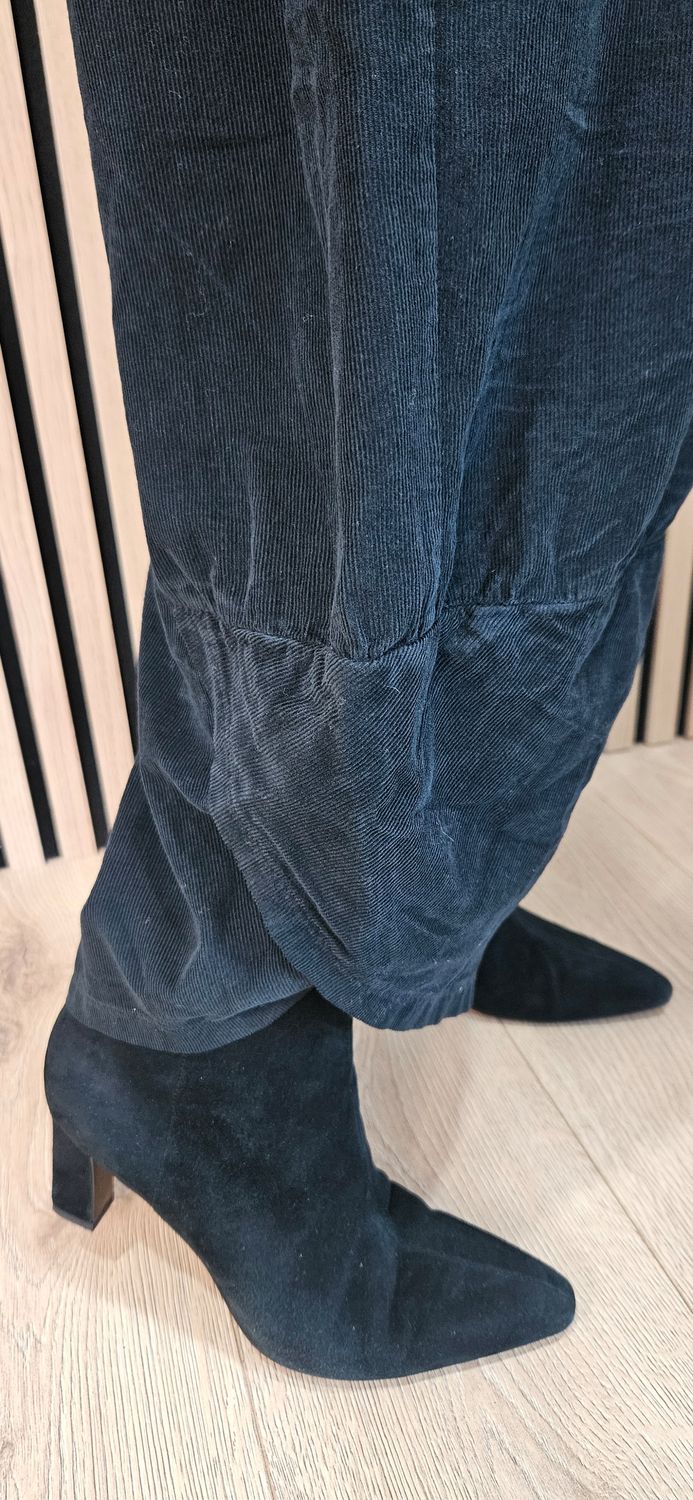 Needle Cord Tulip-Hem Trousers – Black
