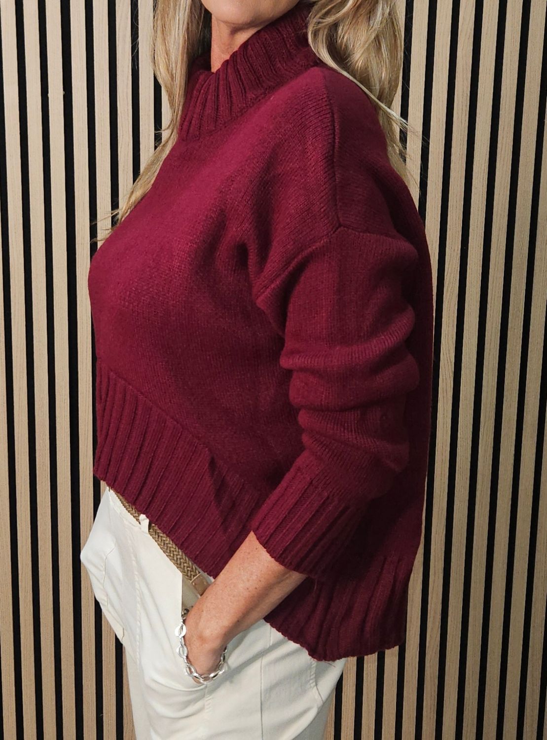 Ribbed Roll-Neck Jumper – Oxblood