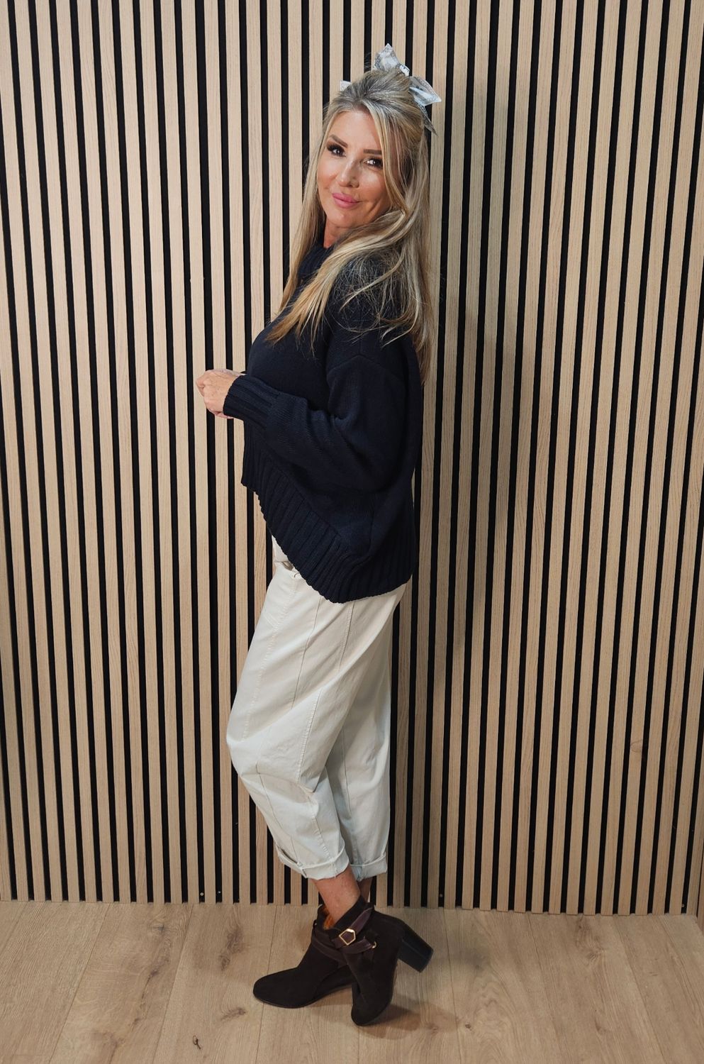 Ribbed Roll-Neck Jumper – Navy