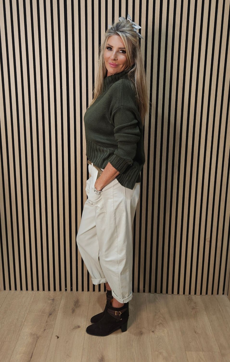 Ribbed Roll-Neck Jumper – Khaki