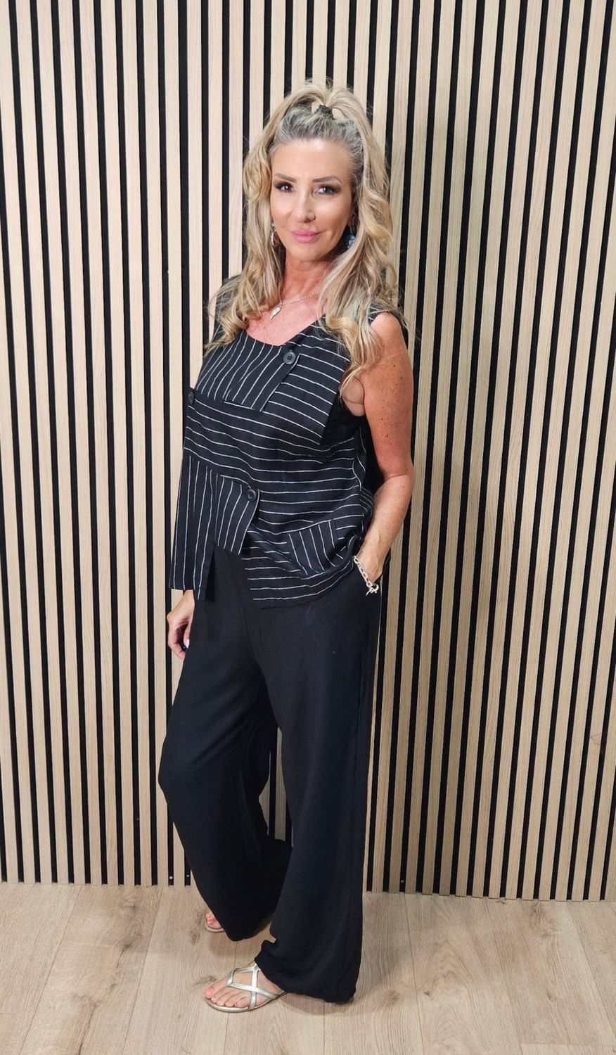 Patchwork Stripe Linen-Blend Top – Black