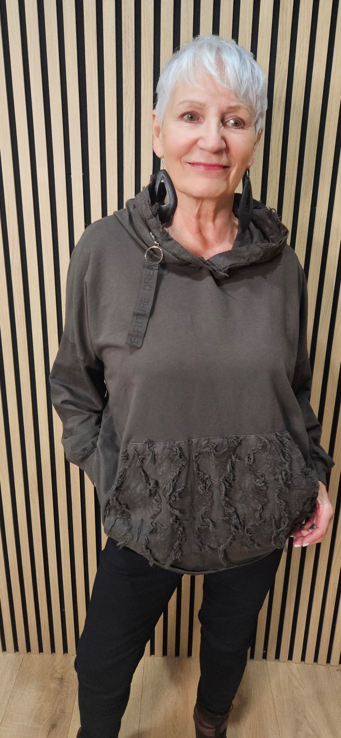 Distressed Pocket Cotton Top - Chocolate