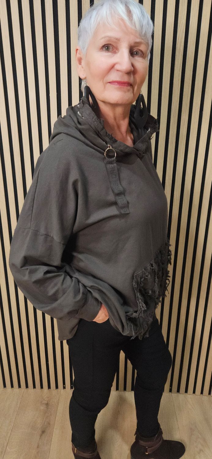 Distressed Pocket Cotton Top - Chocolate