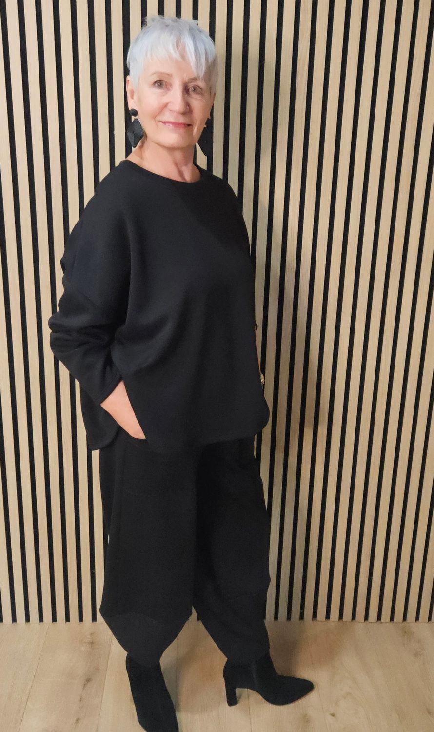 Relaxed Two-Piece Tulip Trouser suit