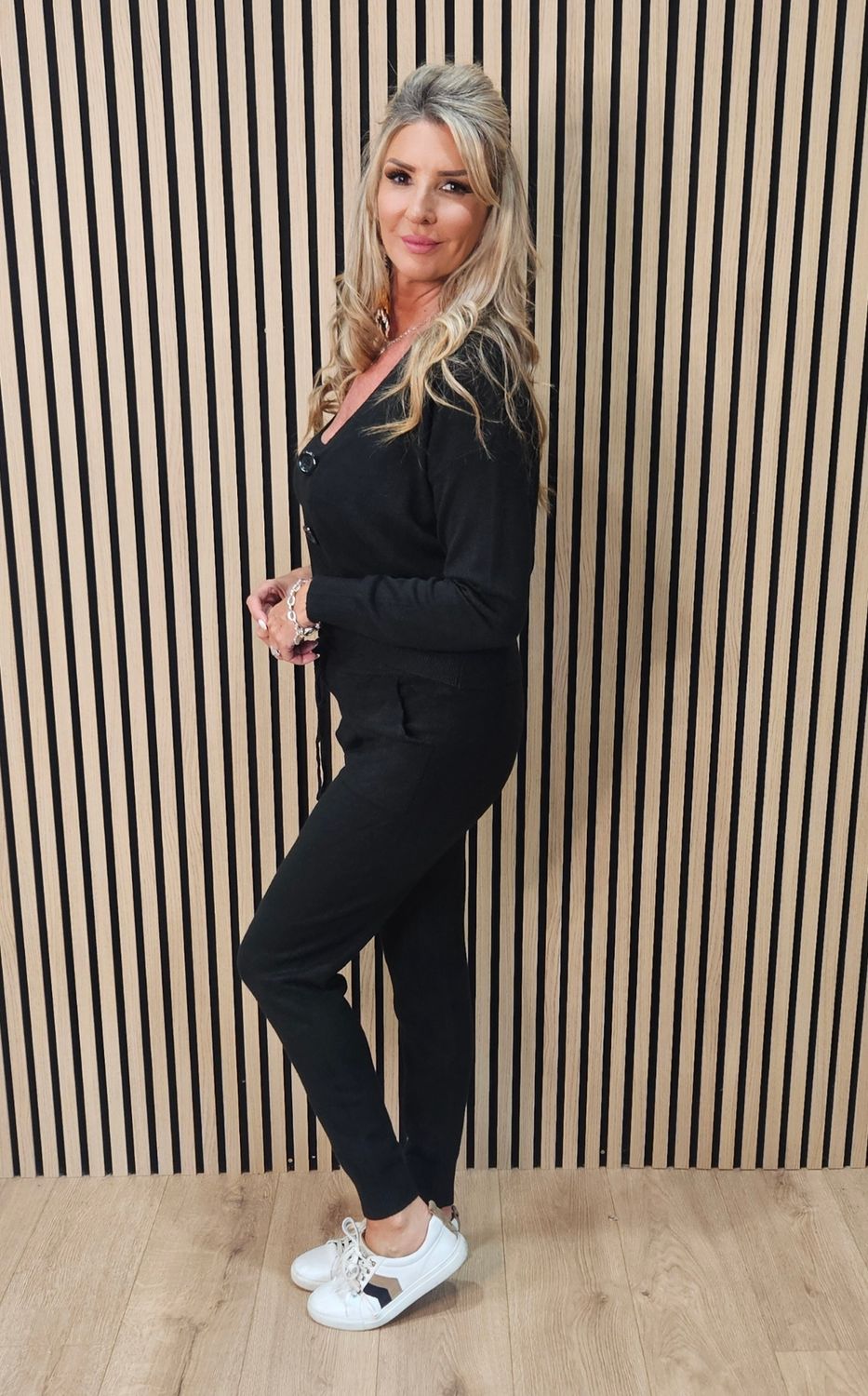 Three-Piece Knitted Lounge Set – Black