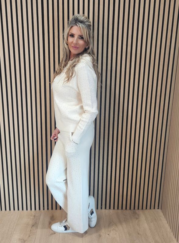 Two-Piece Knitted Diamanté Co-Ord - Cream Two-Piece Knitted Diamanté Co-Ord - Cream