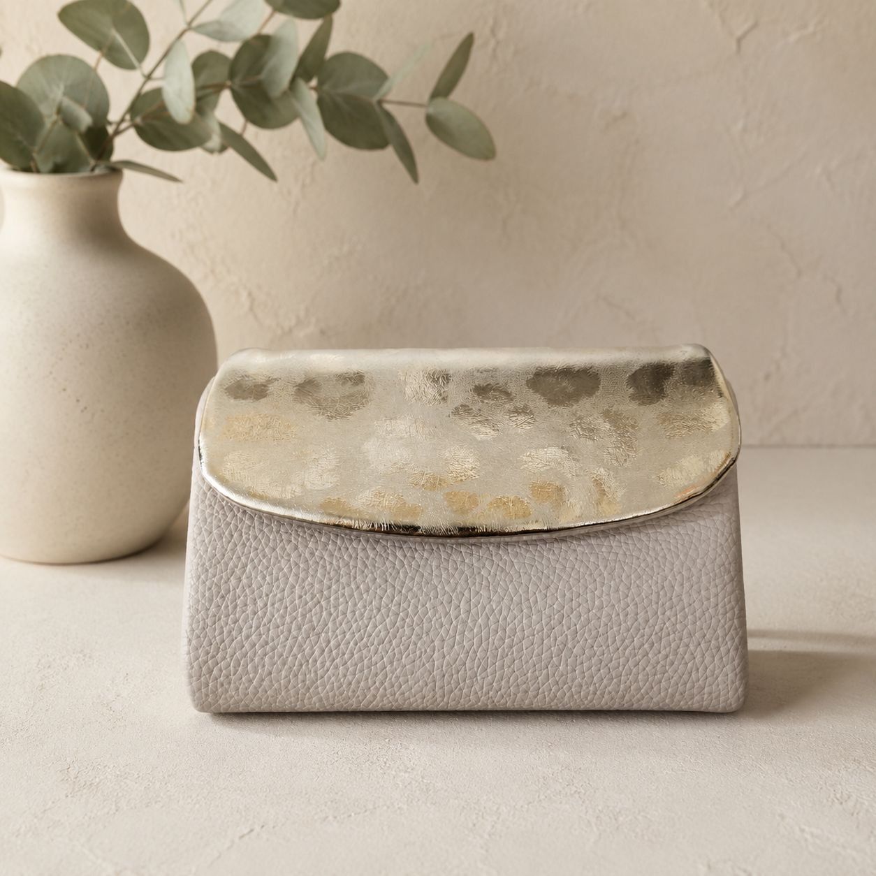 Metallic Leopard-Print Purse – Apricot