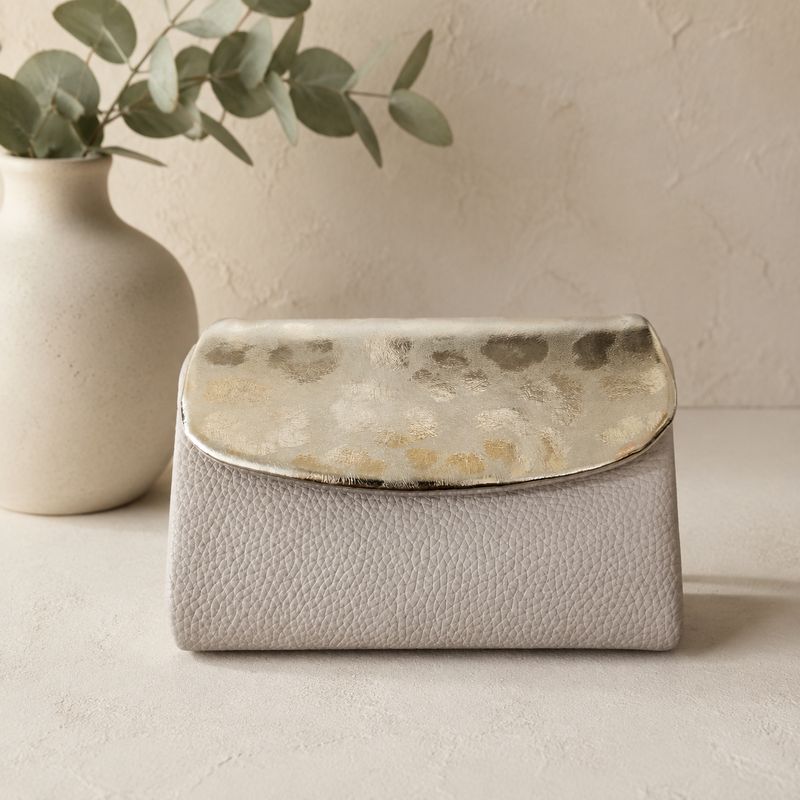 Metallic Leopard-Print Purse – Apricot
