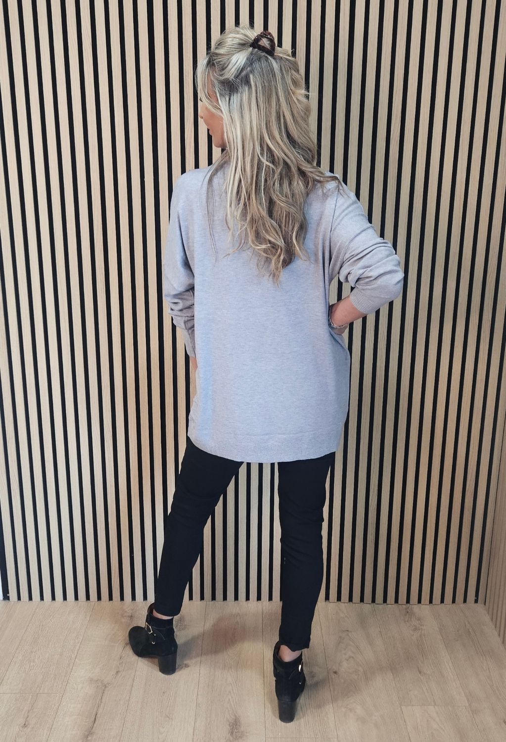 Sequin Detail Jumper – Grey