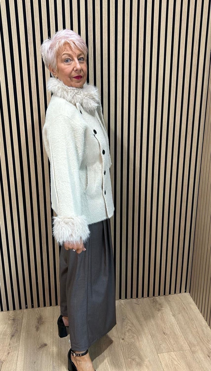 Faux Fur Trim Button Jacket - Cream