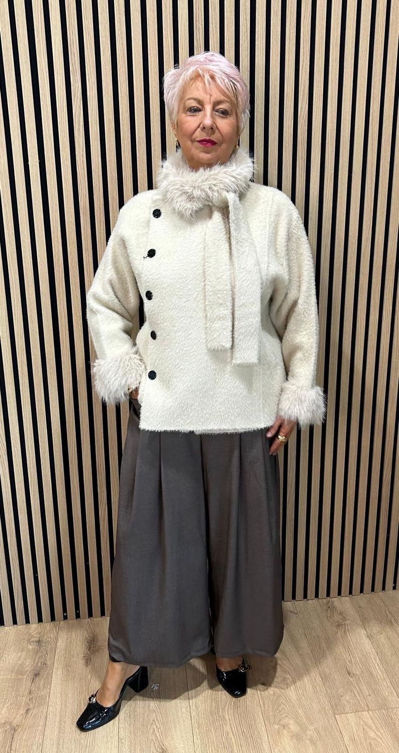 Faux Fur Trim Button Jacket - Cream