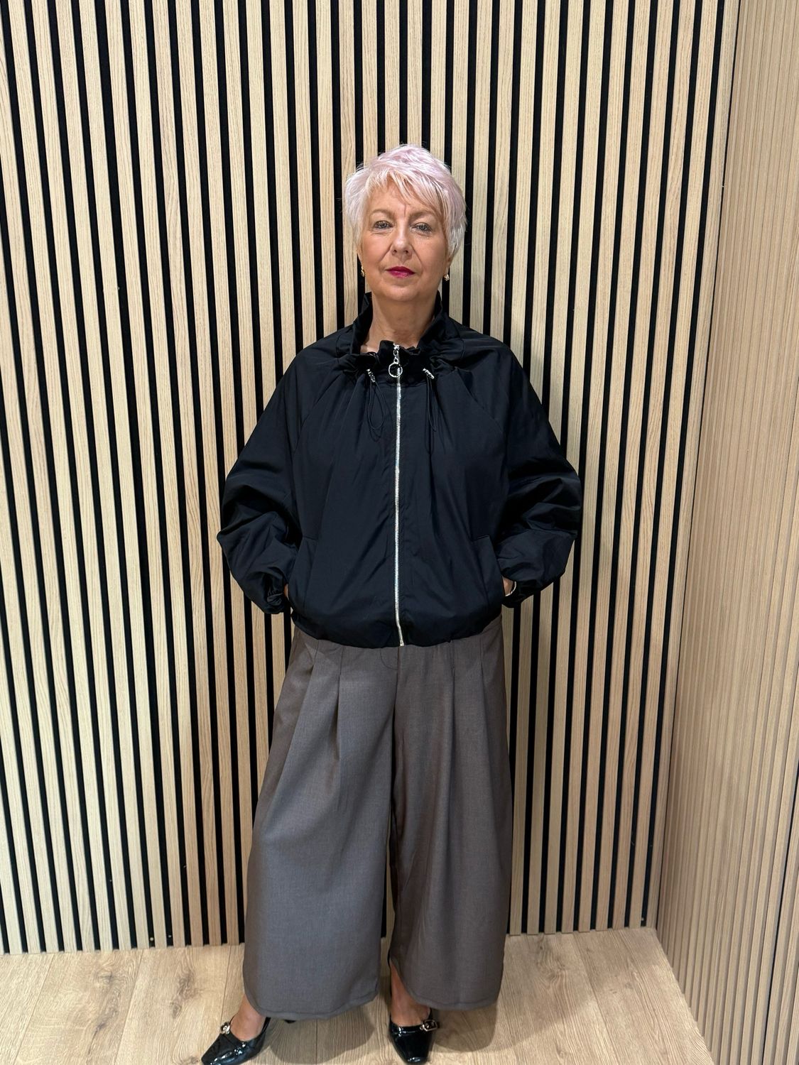 Lightweight Zip Up Jacket - Black