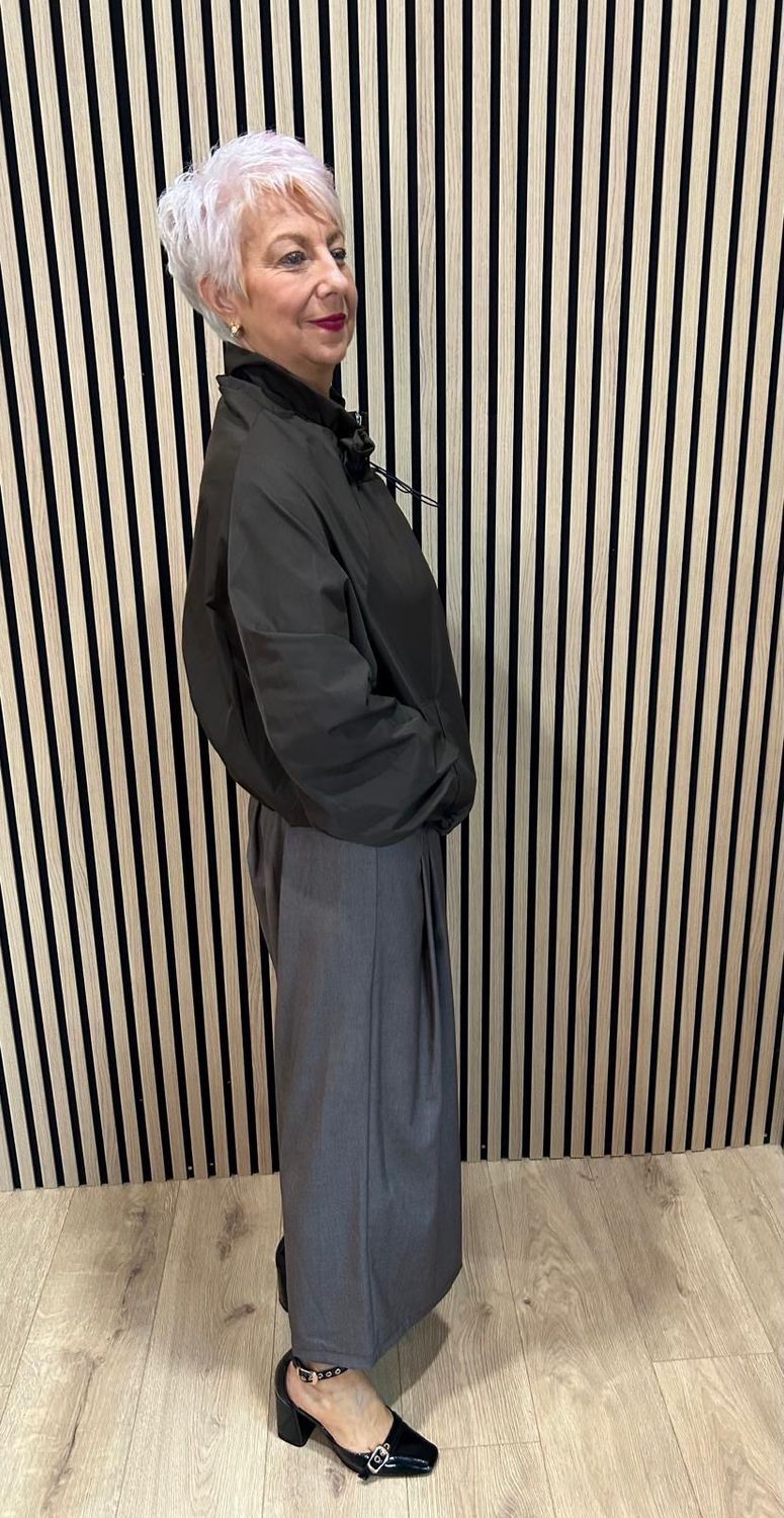 Lightweight Zip Up Jacket - Chocolate