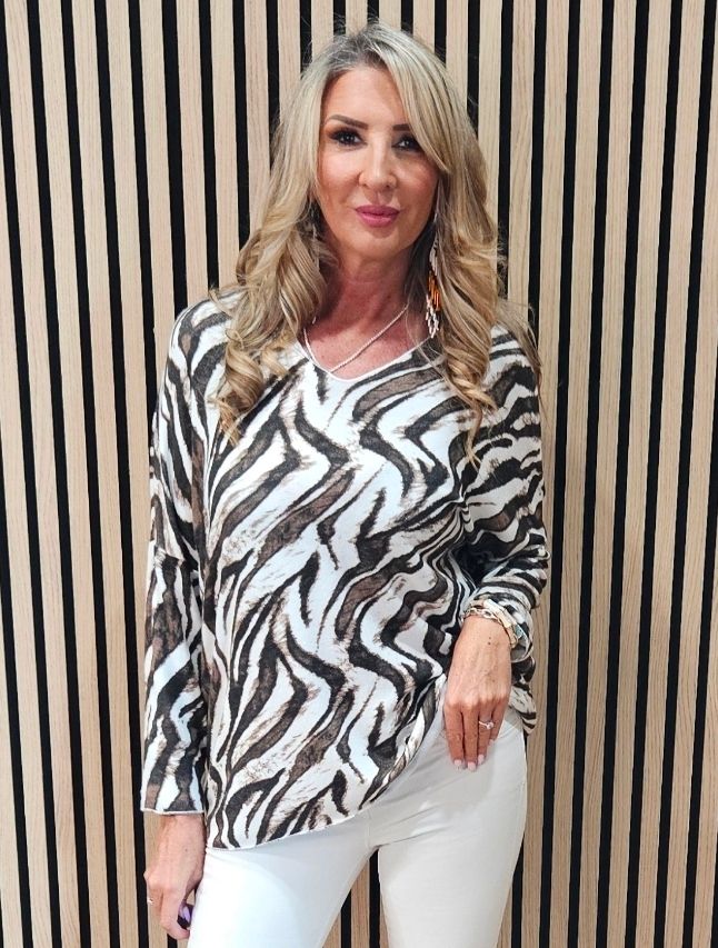 Abstract Animal Print Soft Knit Jumper –  zebra