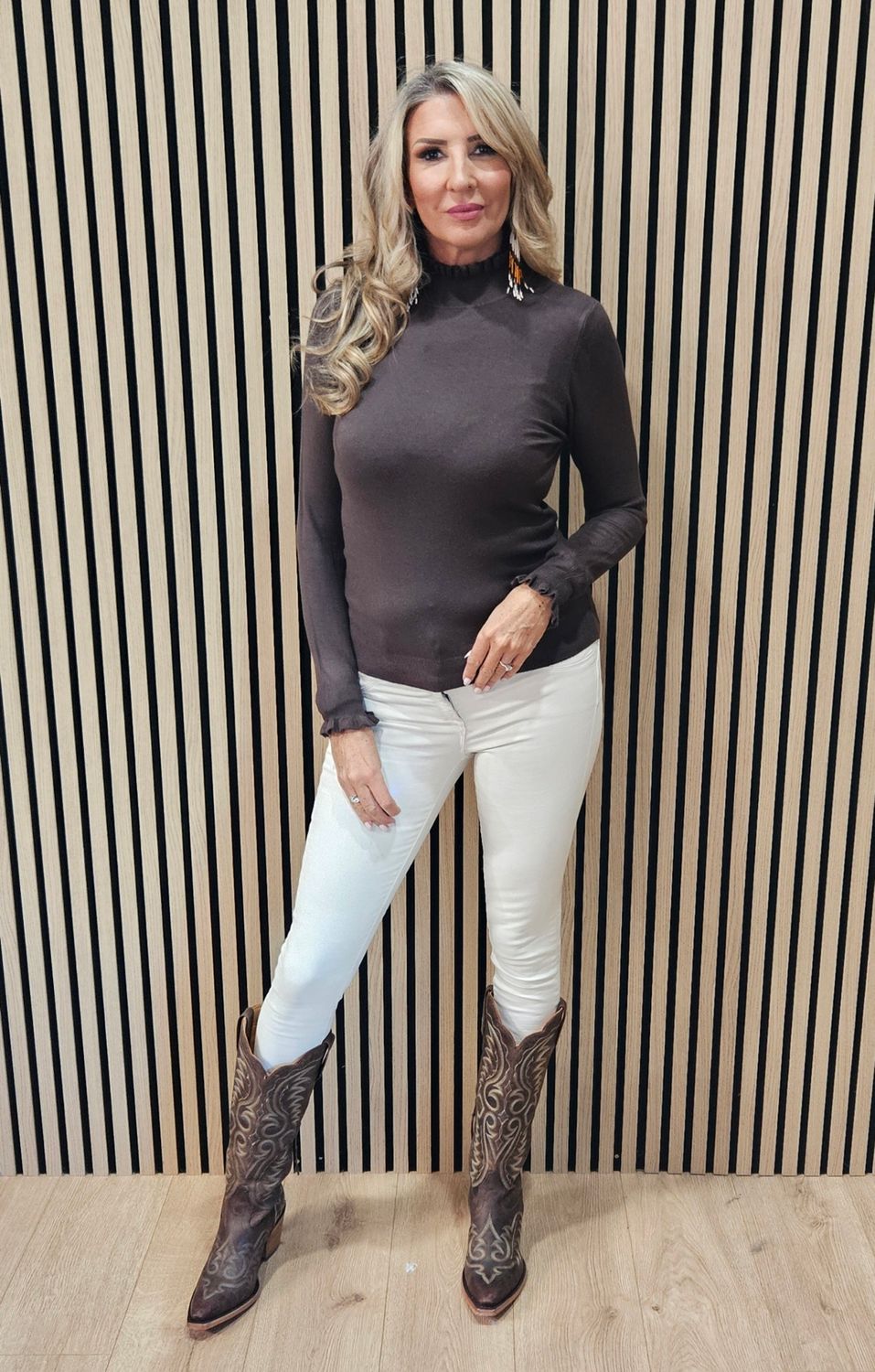 Frill Trim Fine-Knit Jumper – Chocolate