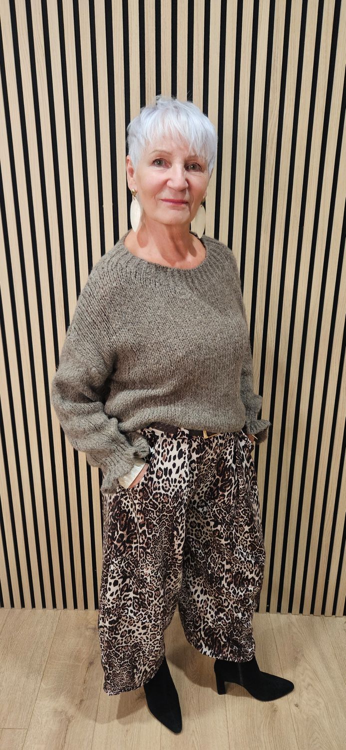 Soft Knit Balloon Sleeve Jumper - Taupe