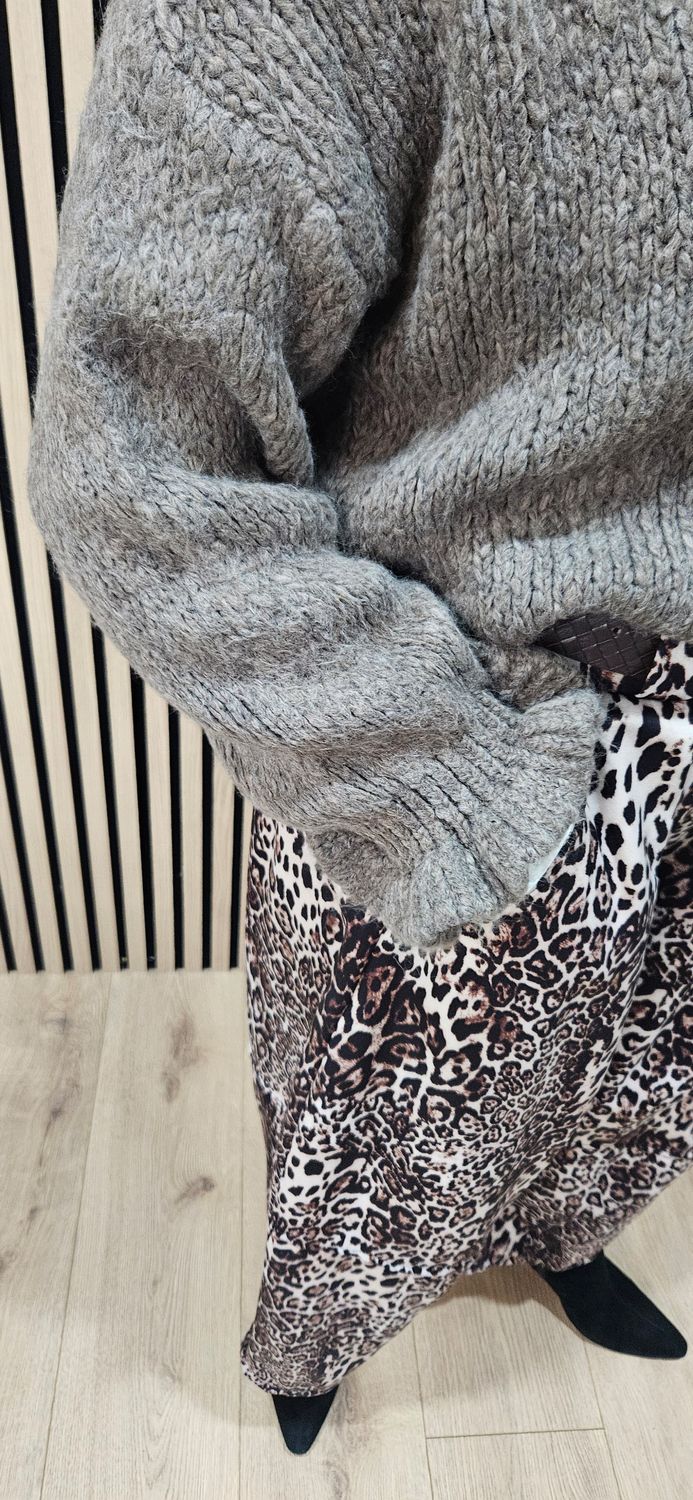Soft Knit Balloon Sleeve Jumper - Taupe