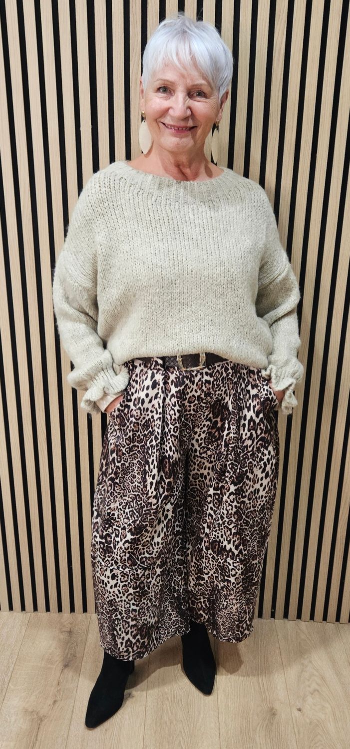 Soft Knit Balloon Sleeve Jumper - Oatmeal