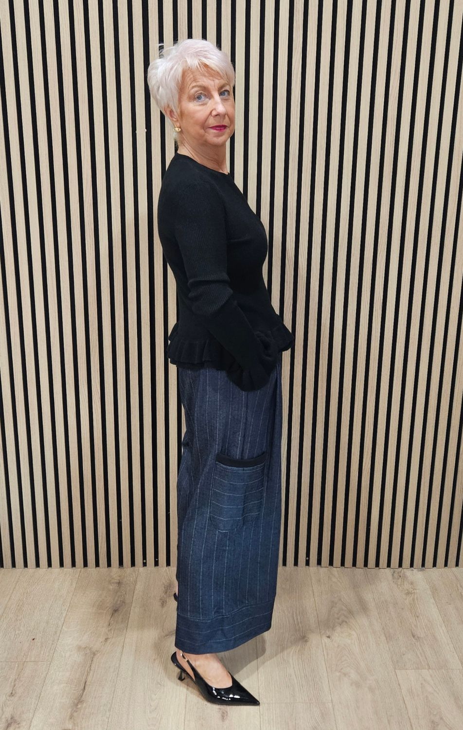 Pinstripe Herringbone Wide-Leg Trousers - Navy
