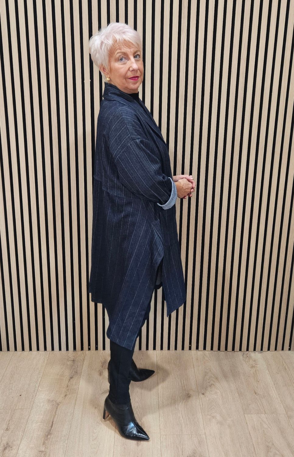 Pinstripe Herringbone Jacket – Navy