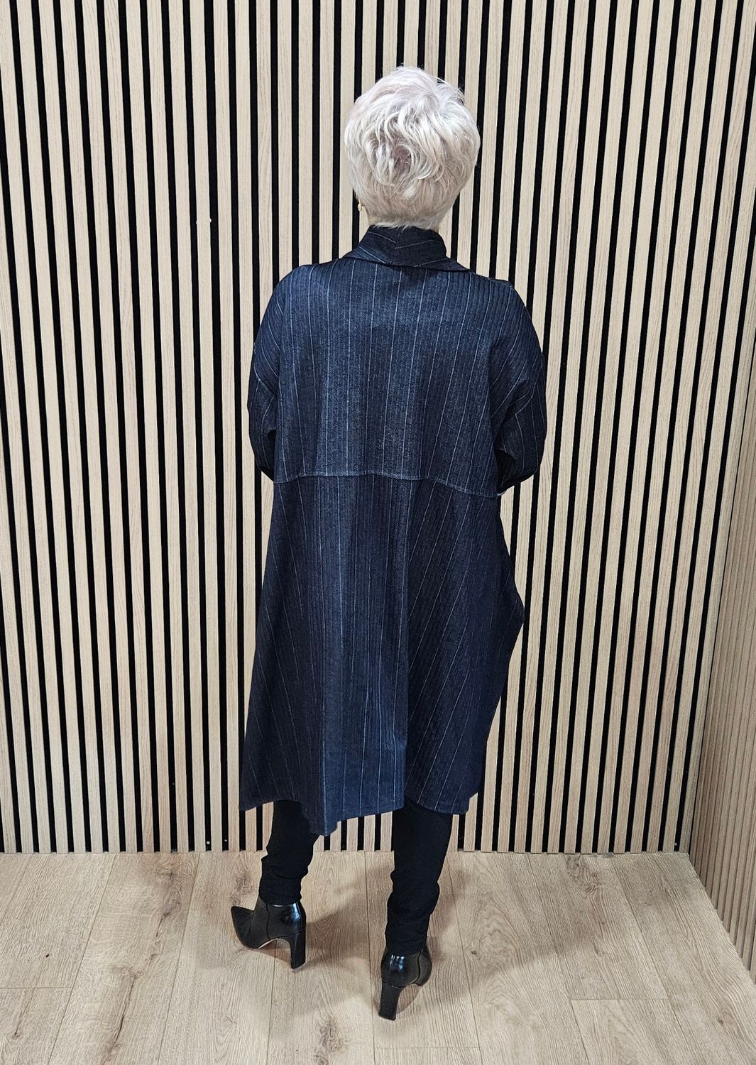 Pinstripe Herringbone Jacket – Navy