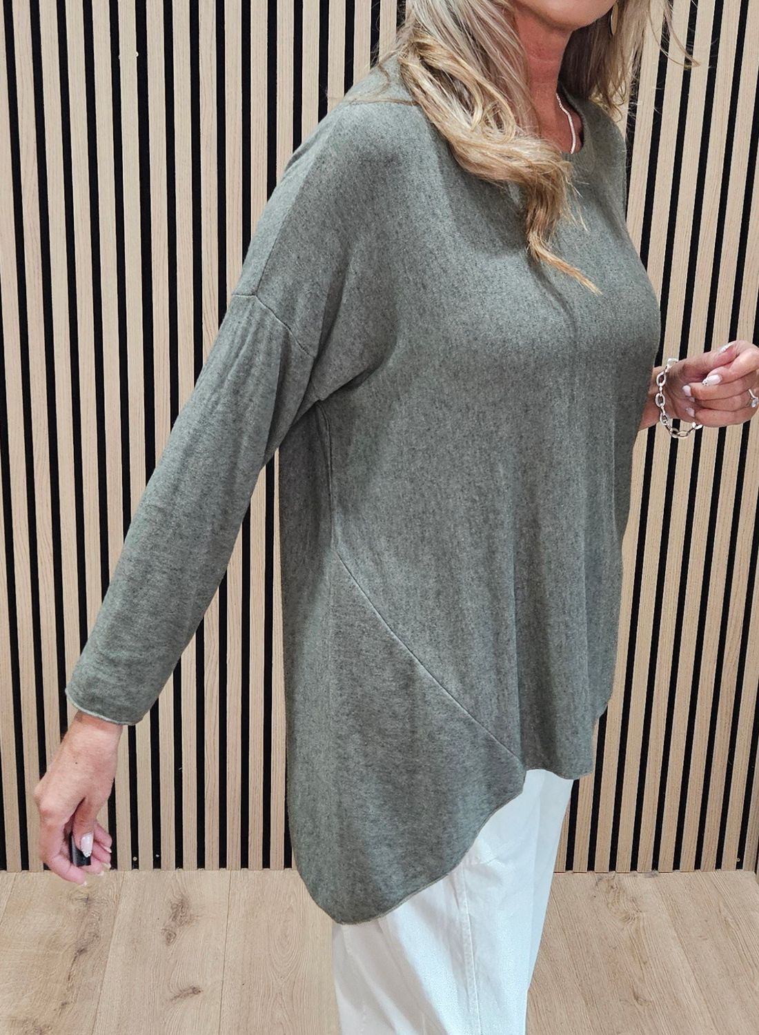 Soft-Stretch Top – Khaki