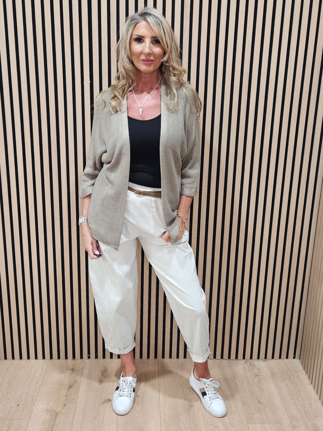 Soft-Knit Cardigan – Taupe