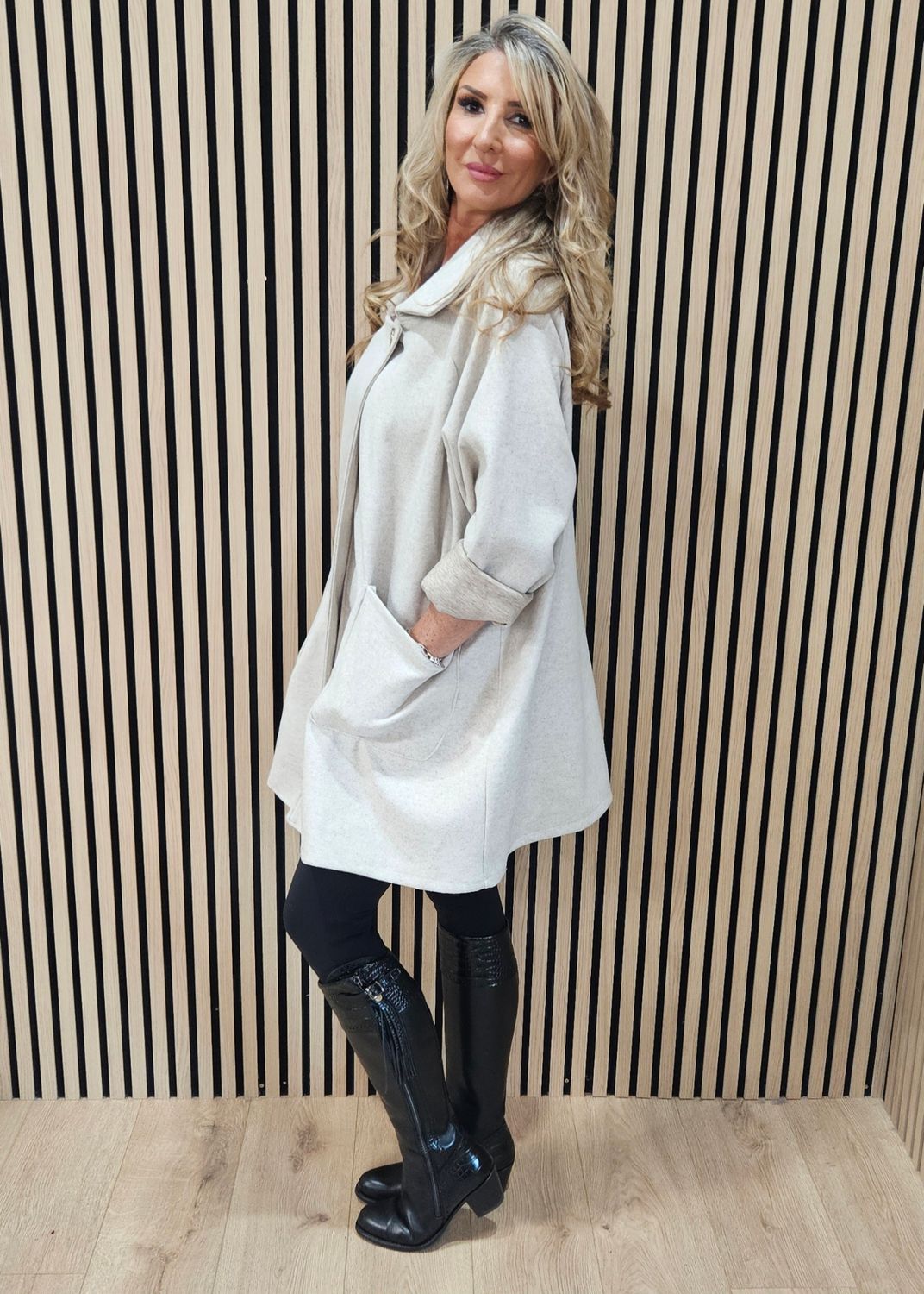 Soft-Stretch Coat – Cream