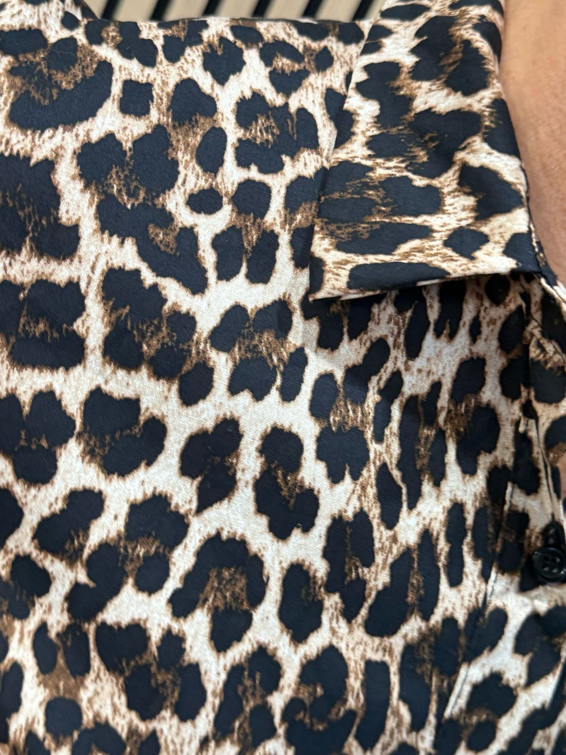 Leopard Print Frill Shirt - Brown/Black