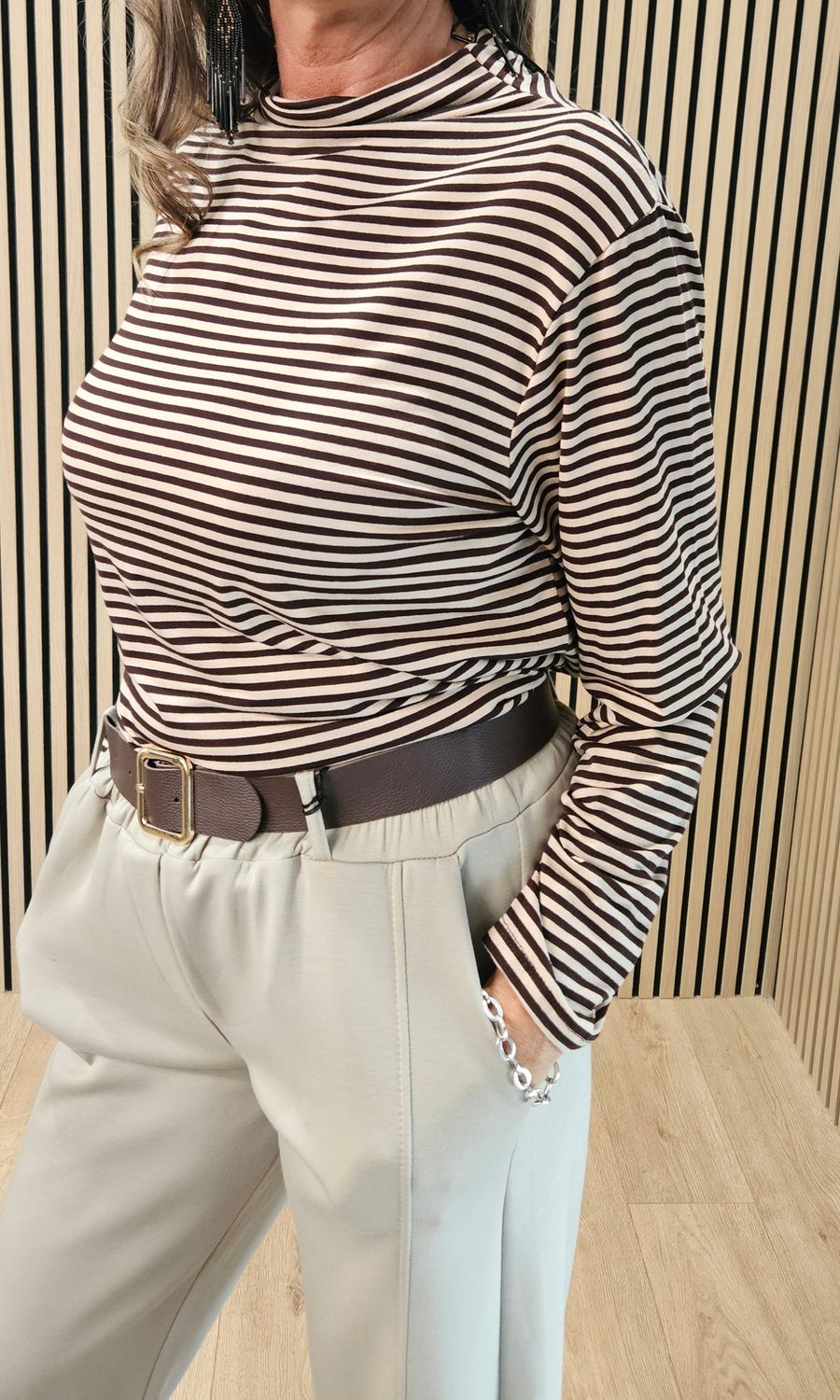 Striped High-Neck Stretch Top – Chocolate/Beige