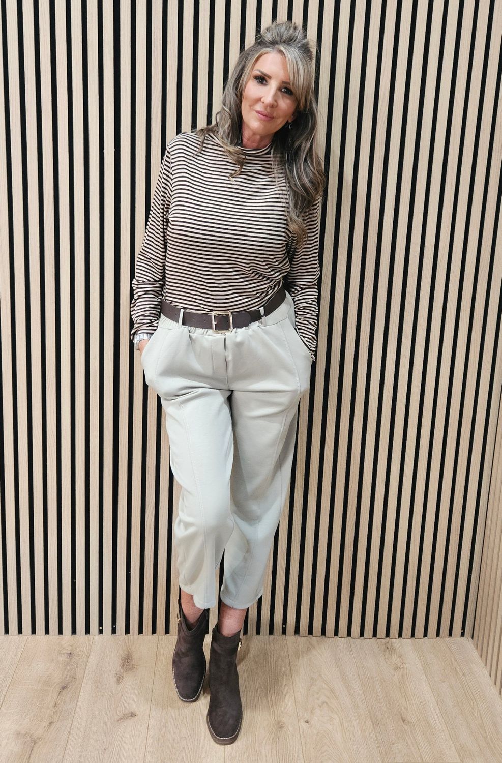 Striped High-Neck Stretch Top – Chocolate/Beige