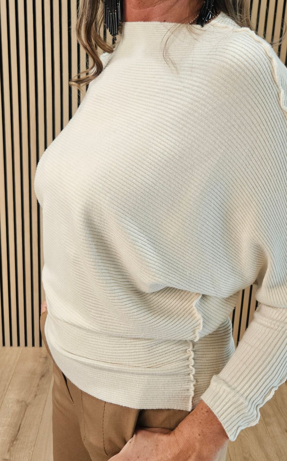 Ribbed Batwing Jumper – Stone