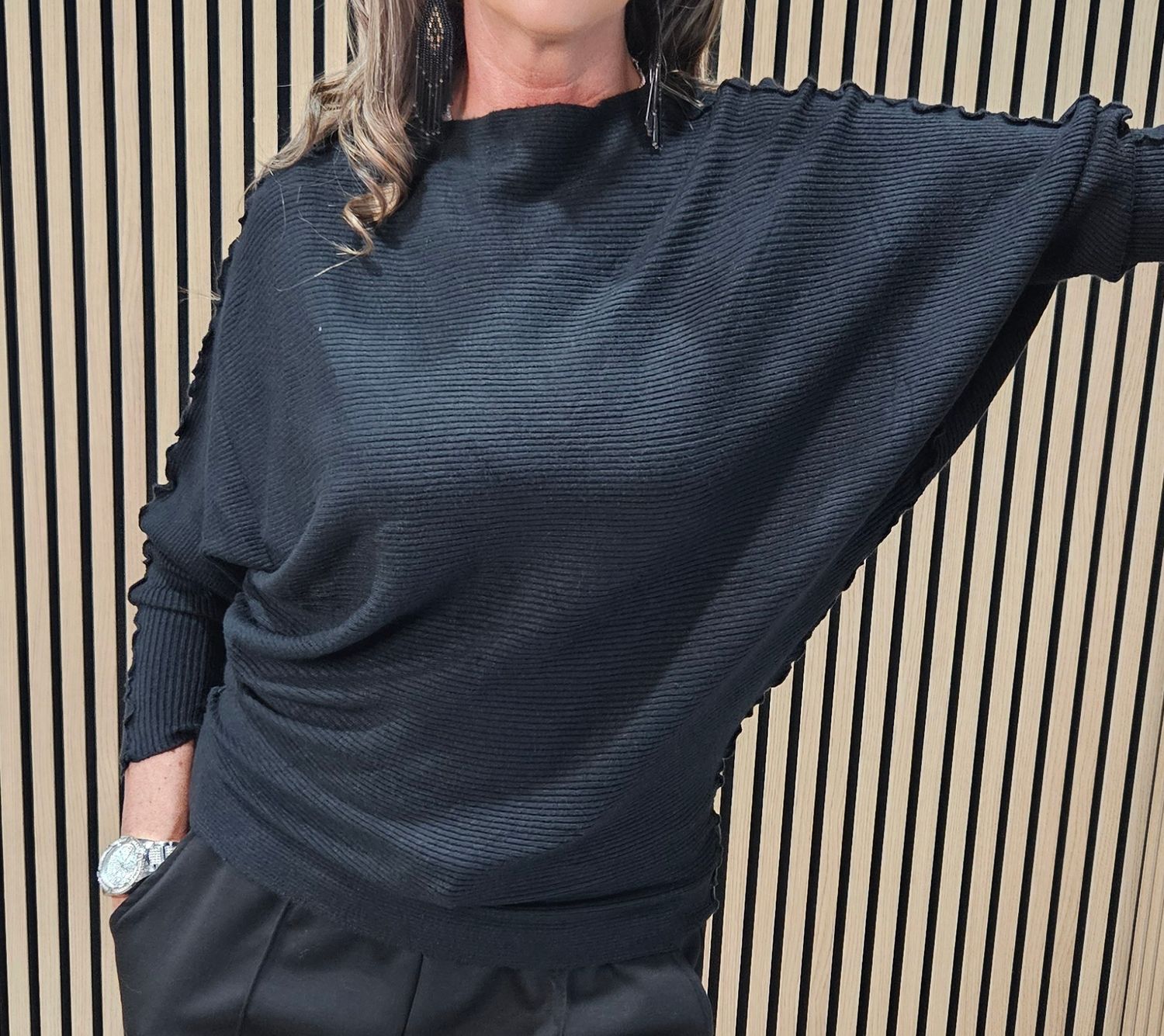 Ribbed Batwing Jumper – Black