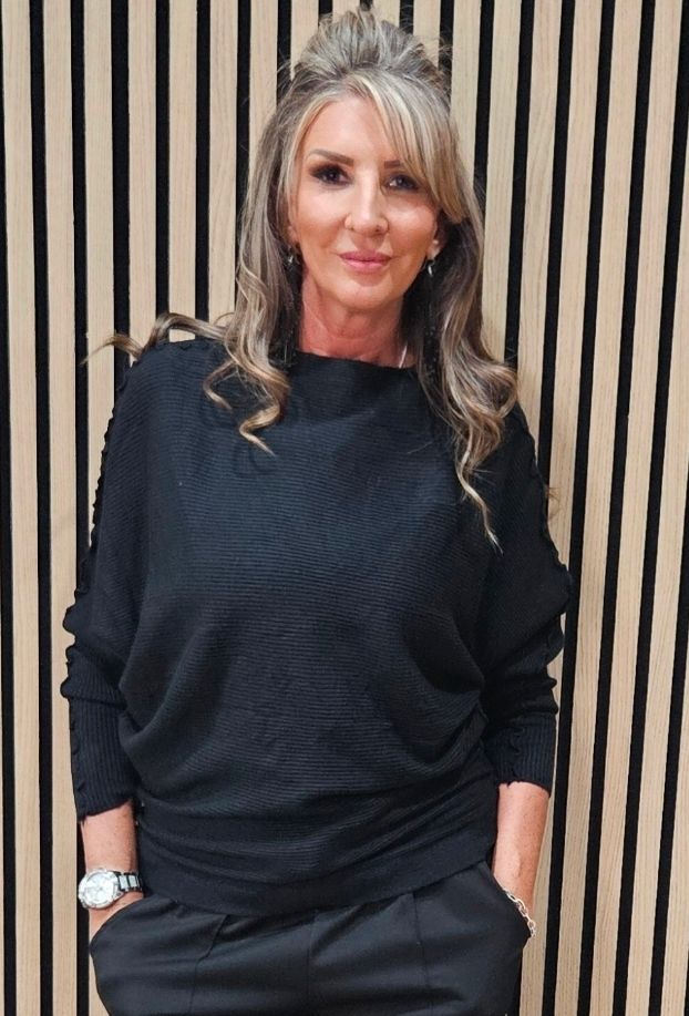 Ribbed Batwing Jumper – Black
