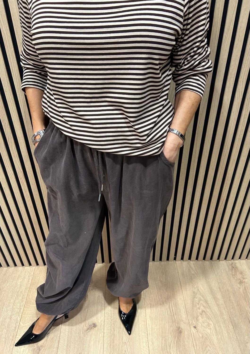 Relaxed Cotton Cord Trousers - Chocolate