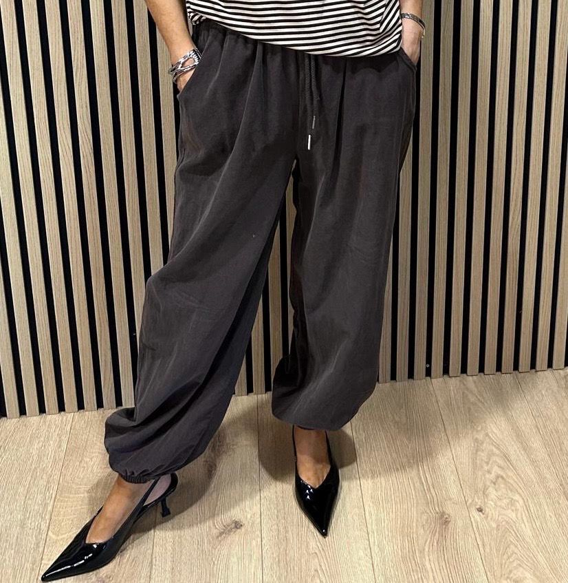 Relaxed Cotton Cord Trousers - Chocolate