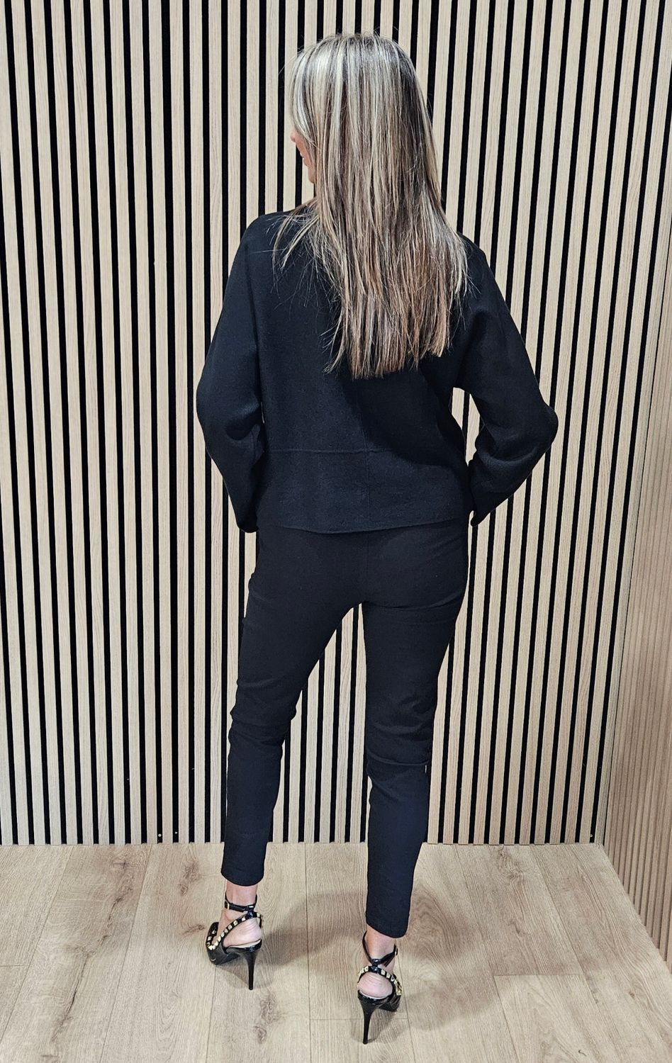Reversible Two-Way Knit Jumper – Black