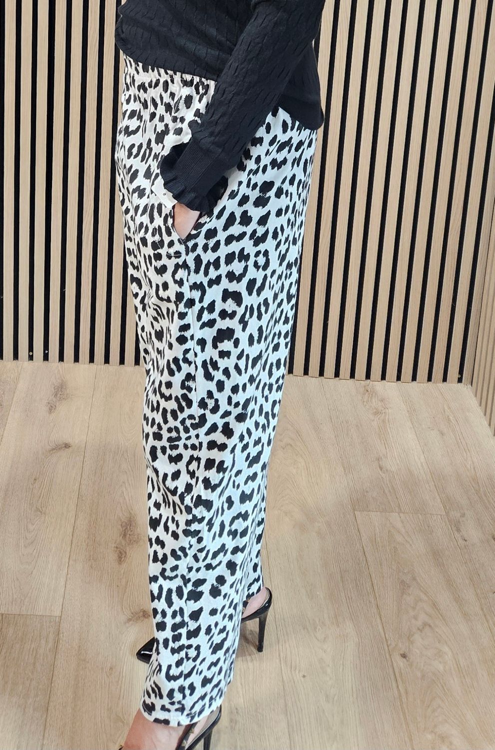 Leopard Print Trousers - White/Black